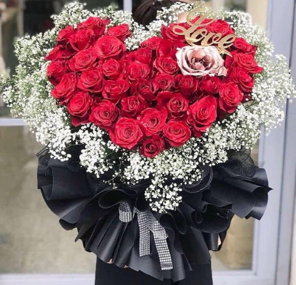 Bo hoa hong do hinh trai tim 2