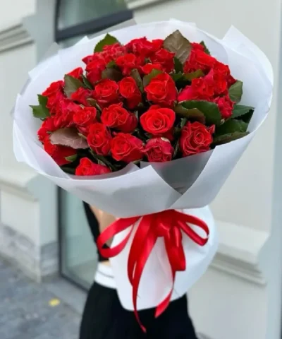 Bó hoa hồng Ecuador màu đỏ ý nghĩa (hoa nhập khẩu hoặc hoa Đà Lạt) - Nhận báo giá bao nhiêu và hình ảnh mẫu hoa