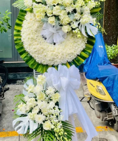 Vòng hoa cúc trắng đám tang, cúc vàng tang lễ